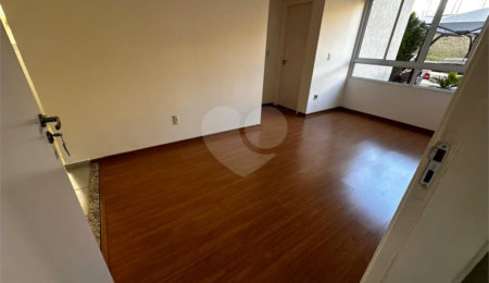 Apartamento à venda com 2 quartos, sendo 1 suíte,  em Jardim Country Club, Poços de Caldas, MG
