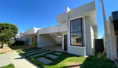Casa à venda com 3 suítes no condomínio Residencial Quebec, São Carlos - SP