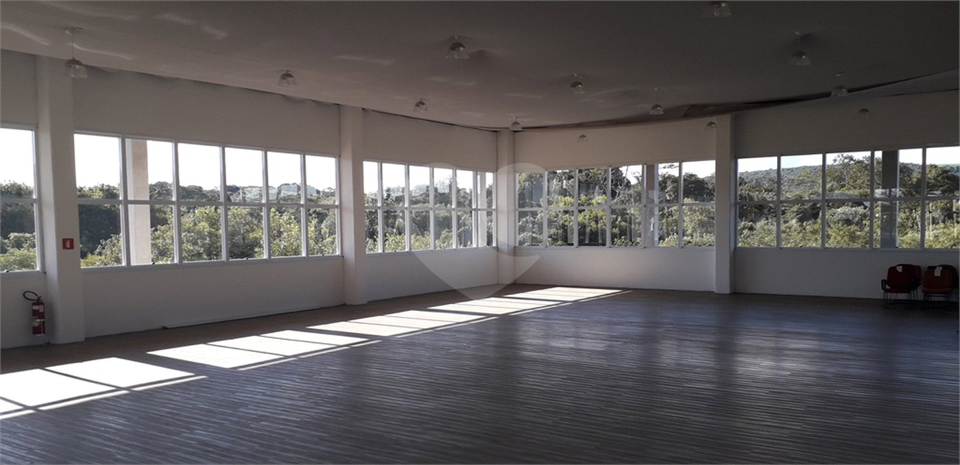 Prédio para alugar em Vila Salles, Atibaia, SP