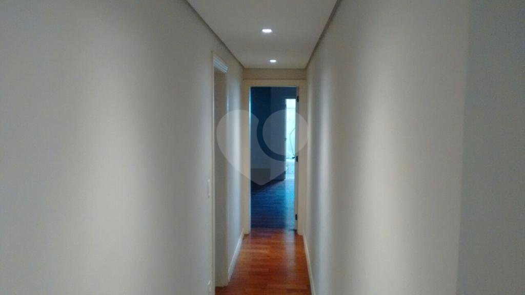 Excelente Apto à venda na Saúde c/240 m2 - 3 Suites/4 Vagas