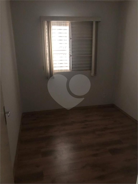 Apartamento para venda no Edifício Residencial dos Ipês II em Araraquara/SP.