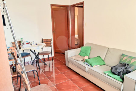 Apartamento na Vila Buarque com 2 quartos, 1 banheiro, sem garagem