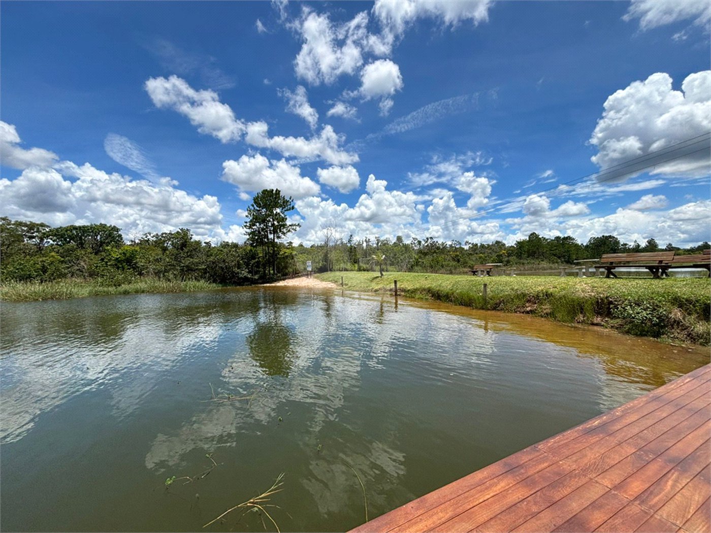 Terreno à venda no condomínio Broa Eco Village, Brotas - SP