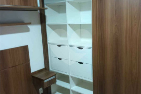 Apartamento no Res. Spazio Mont Royal