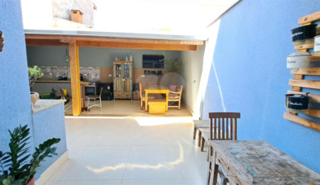 Casa à venda com 3 quartos, sendo 2 suítes, no condomínio Villagio Clotilde Brossi, Piracicaba - SP