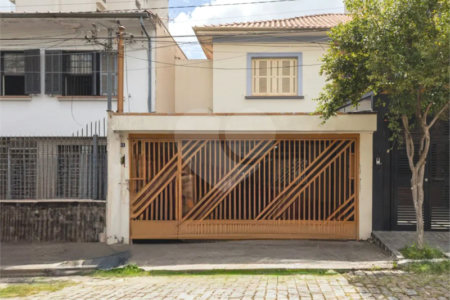 Casa com 150m², 4 quartos, 3 vagas, disponível para locação na Vila Clementino