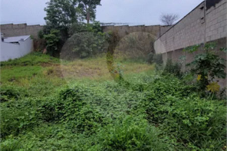 Terreno / Lote a Venda no Residencial Parque dos Pinheiros em Vinhedo/SP