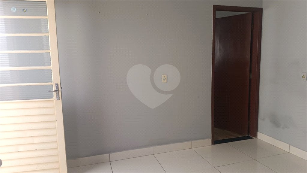 Casa á venda no Residencial Jardim Jóckei Club A