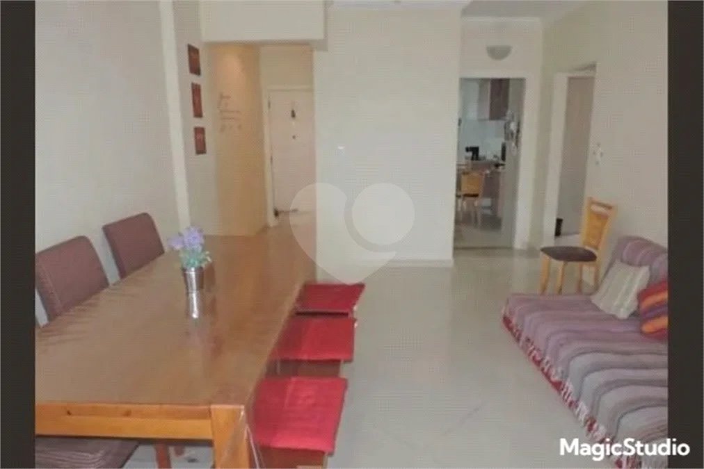 Apartamento com 108m², 4 dormitórios, sendo 1 suíte, 2 vagas, à venda no Tatuapé.