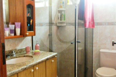 Sobrado à venda na Saúde c/175m2 - 3 Quartos/1 Suíte/ 2 Vagas na garagem