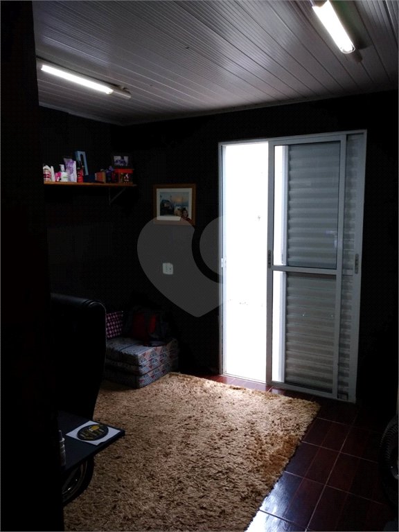 Casa térrea para venda ou locação no Jardim São Carlos V