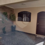 Casa com 180m² , 3 dormitórios , sendo 1 suíte , 2 vagas , à venda em Itaquera
