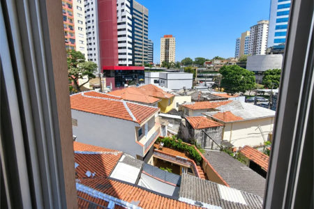 Apartamento de 44 m² com 2 dormitórios, varanda integrada e 1 vaga na Vila Guarani