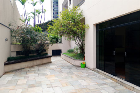 Apartamento a Venda na Chácara Santo Antônio, 163 m², 3 suítes, 2 vagas,, lazer e próximo ao parque