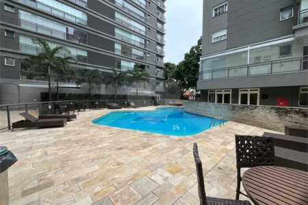 Apartamento á venda com 200m² - Bosque da Saúde