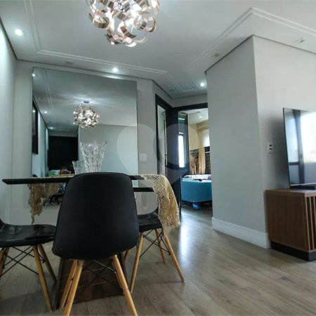 Apartamento com 55 m² à venda na Vila Bertioga.