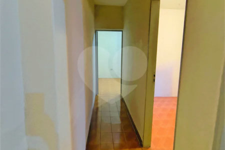 Casa Térrea para Venda – Bairro Vila Avaí, Indaiatuba - com 02 quartos- 01 banheiro-sala -cozinha-quintal e garagem 0 1carro