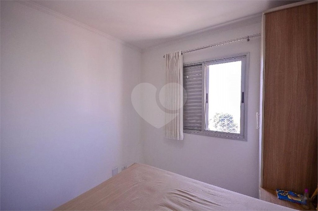 Oportunidade Apartamento mobiliado á venda na saude com 60m² com 2 dorm e 2 vaga. Aceita e estuda Permuta ( sujeito a avaliação).
