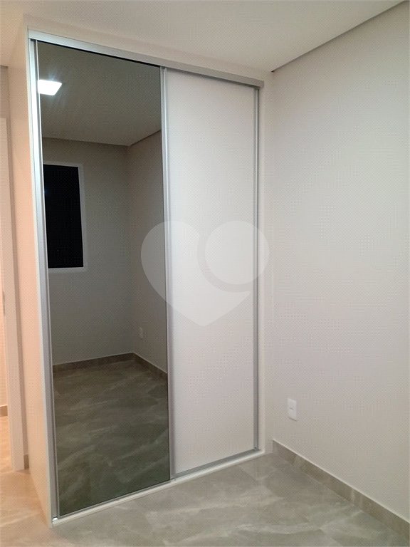 Esse Excelente Apartamento Totalmente Planejado e Decorado