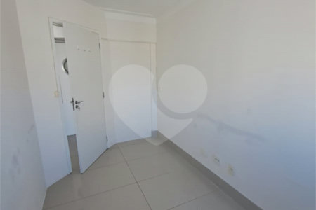 Apartamento a venda com 2 dormitórios 1 suíte 2 vagas de garagem