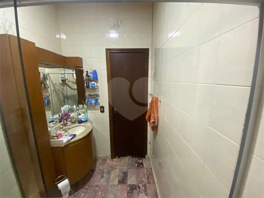Terreno 10 X 30m,ideal para construtor, com casa principal, mais 3 casas no mesmo terreno e gerando renda, em Perdizes - São Paulo