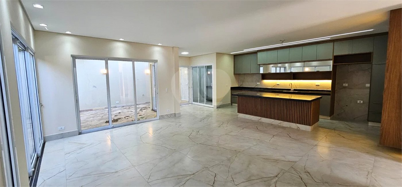 Casa à venda com 3 Suítes em Condomínio - Piracicaba/SP