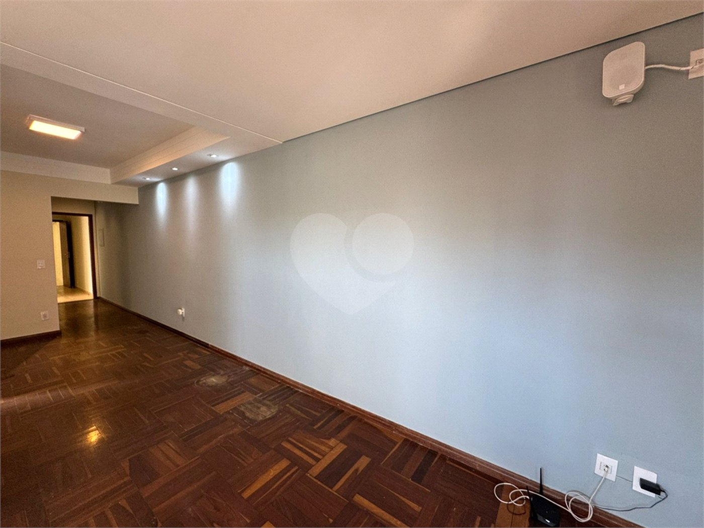 Imóvel comercial á venda, com 766m2 de terreno, em São Carlos-SP