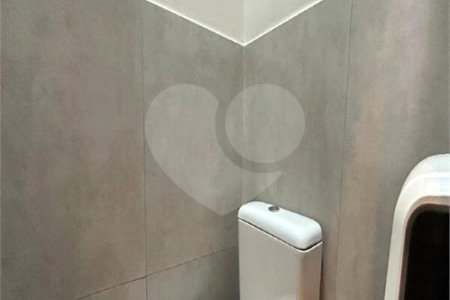 SALÃO COMERCIAL PARA LOCAÇÃO EM INDAIATUBA SP! - Av. Pres. Kennedy! - Salão comercial de 89,64 m² no térreo do Edifício Granada une modernidade, conforto e a melhor localização de Indaiatuba. Destaques do Imóvel: - Espaço Amplo: Salão principal com excelente iluminação natural. - Infraestrutura: