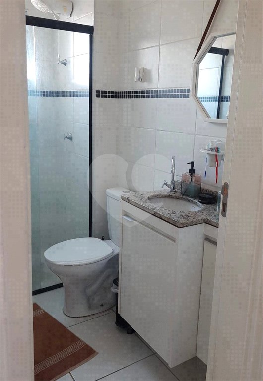 Apartamento à venda no condomínio Parque das Acácias.