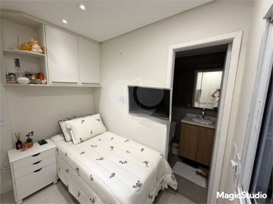 Apartamento com 120m², 3 dormitórios, sendo 3 suítes, 2 vagas de garagem, à venda no Tatuapé.