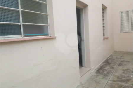Casa térrea a venda no centro de São Carlos com 3 quartos