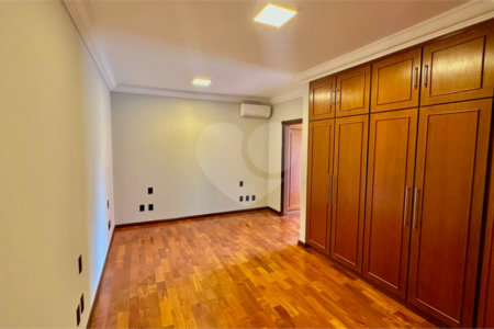 Casa a venda no Parque Faber Castell I
