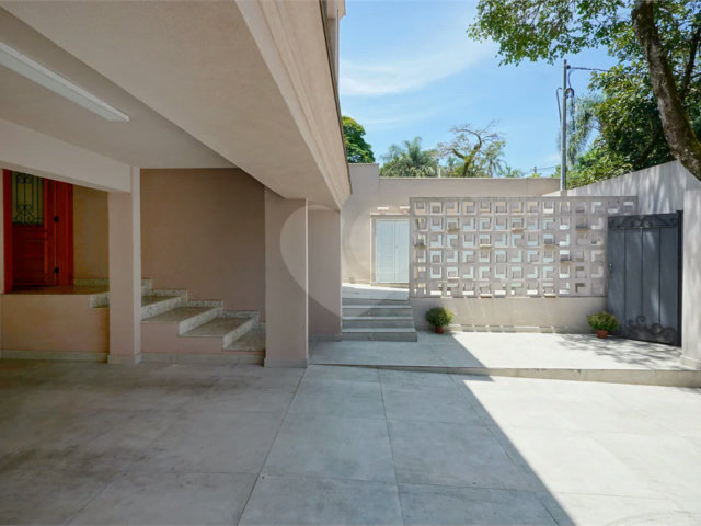Casa de Vila à venda com 4 suítes em Granja Julieta, São Paulo, SP