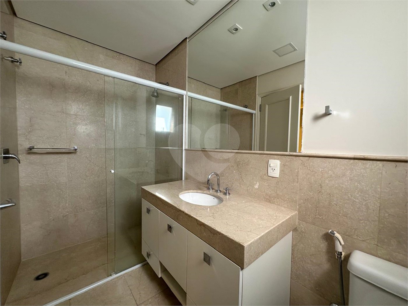 Apartamento para alugar com 4 suítes em Jardim Fonte do Morumbi, São Paulo, SP