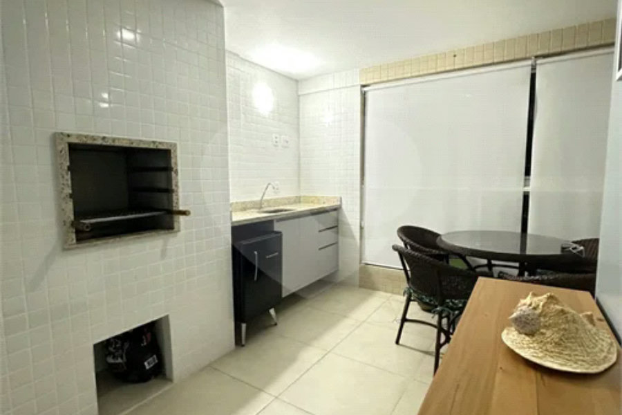 Apartamento à venda ou para alugar com 2 quartos, sendo 1 suíte, no Centro, Bertioga, SP