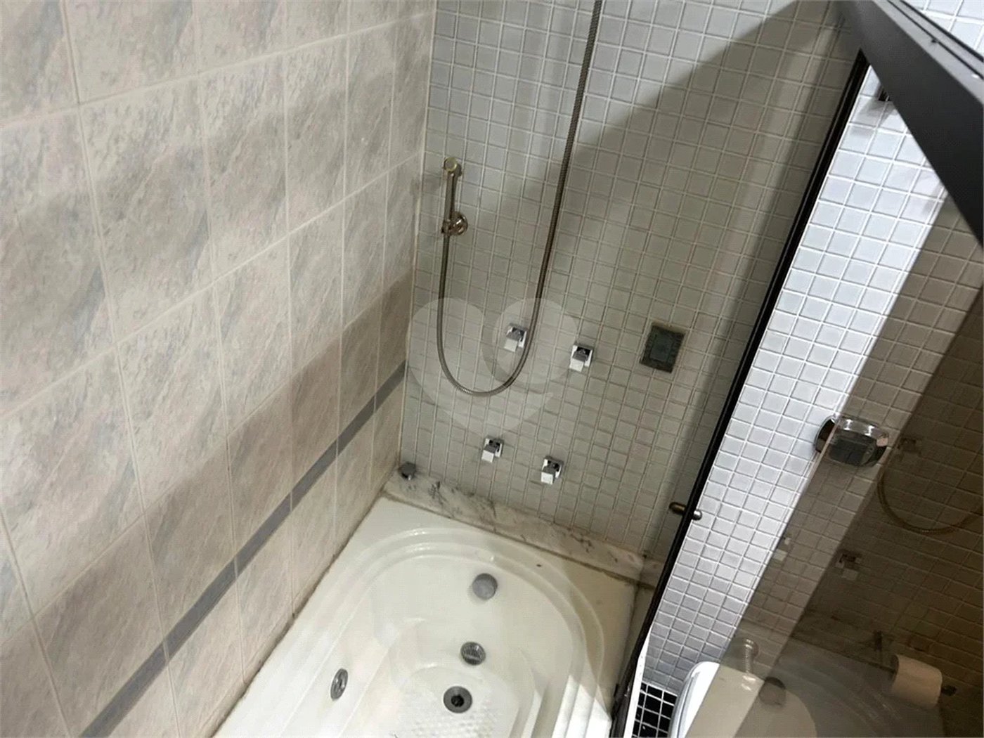 APARTAMENTO 105 M2 PARA PERMUTA EM IMÓVEIS NO ANÁLIA FRANCO 3 DORMITÓRIOS E 2 VAGAS
