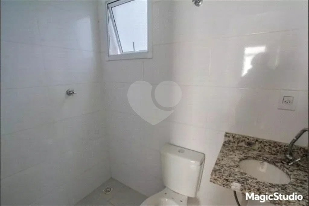 Apartamento com 2 dormitórios , sendo 1 suíte , 1 vaga , á venda na Vila Humaitá em Santo André.