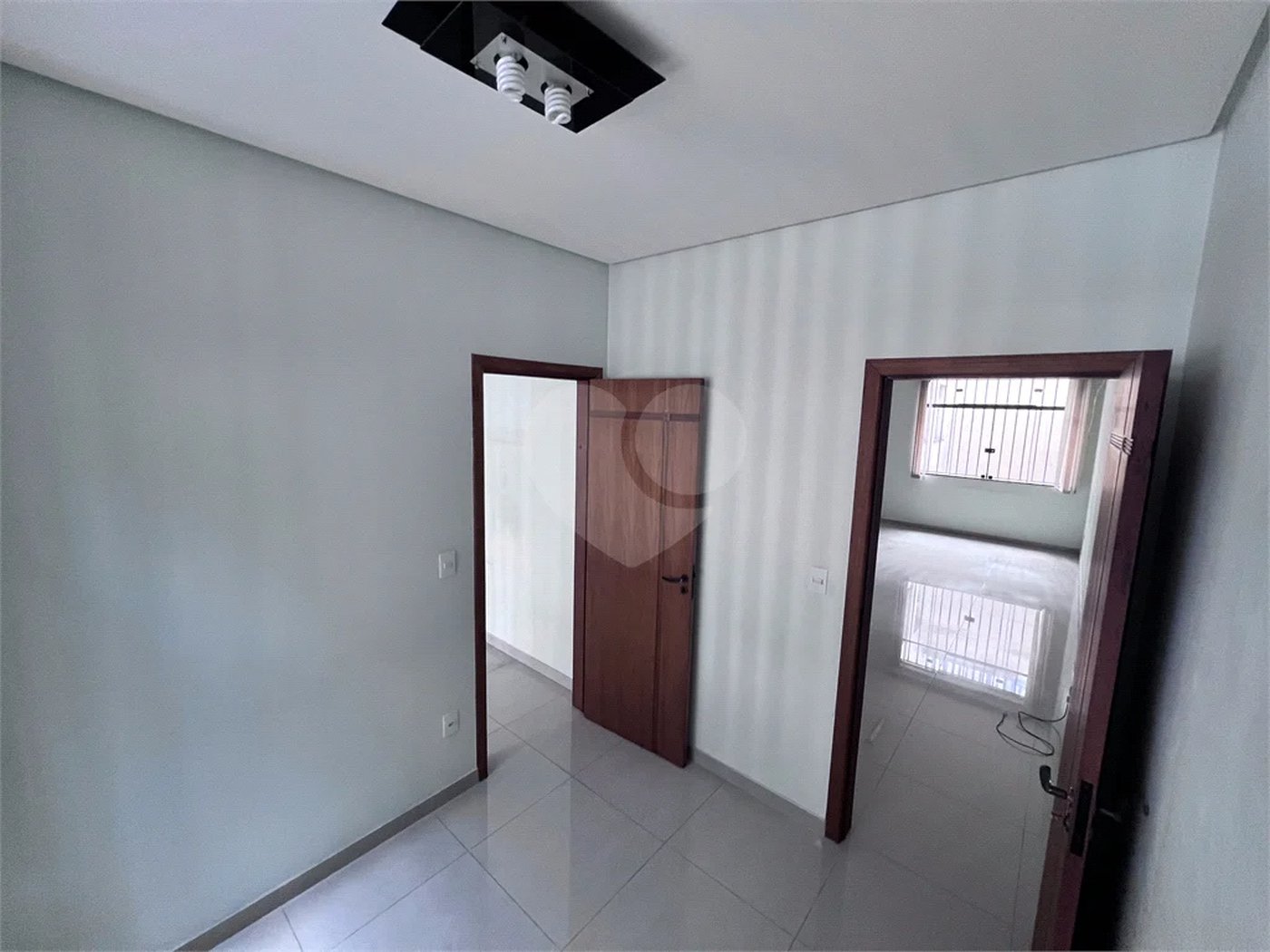 Prédio Comercial de Alto Padrão - 253m², 5 Salas, 5 banheiros , 3 Vagas , à venda na Moóca