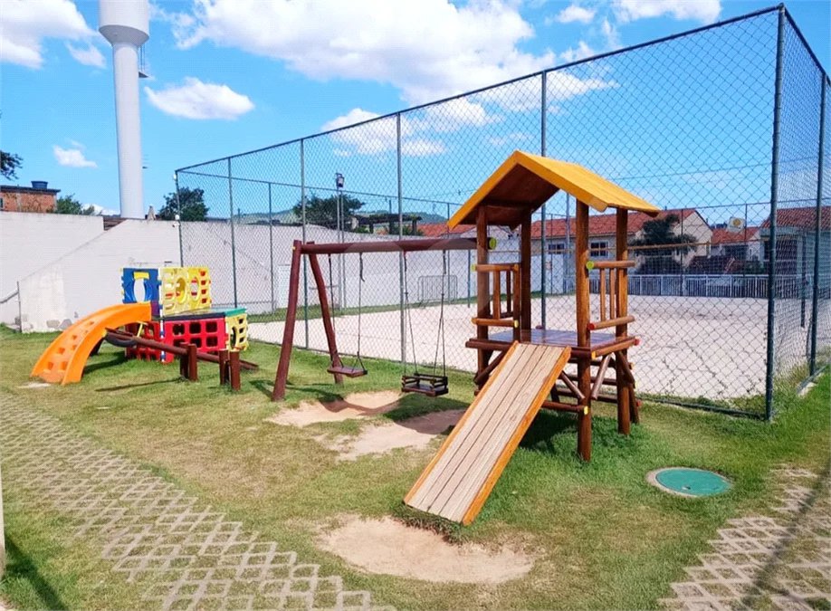 CASA À VENDA NO OLYMPIA PARK CLUBE – CAMPO GRANDE, RJ - ACEITA FINANCIAMENTO BANCÁRIO.