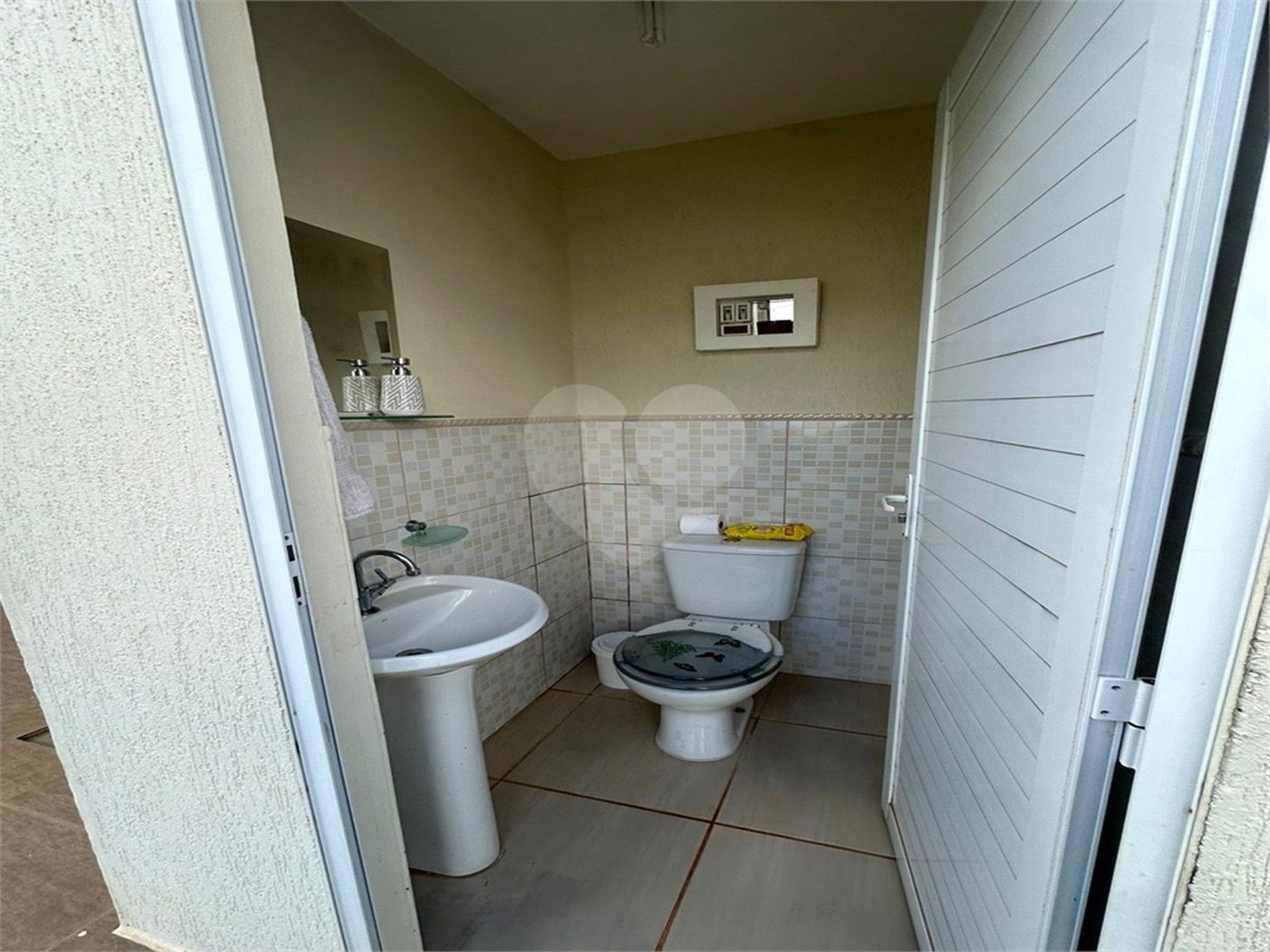 Casa térrea 2 quartos 1 suíte e piscina. Jardim Embaré