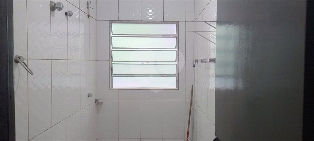 2 Casas – Bairro Aricanduva - c/ Salão Alugado – 56 m2 e 80 m2 – Terreno 5 x 25