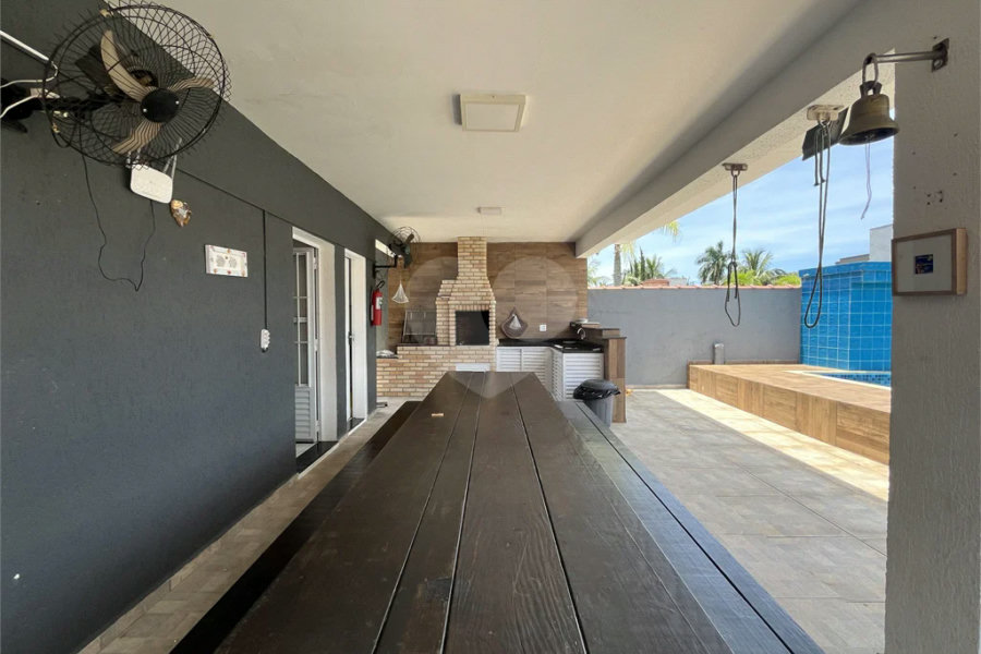 Casa à venda com 4 quartos, sendo 1 suíte, em Morada da Praia, Bertioga, SP