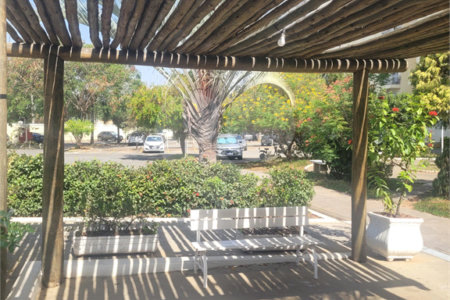 Indaiatuba - Venda - Apartamento no Condomínio Portal das Flores com 64 m², 3 dorms, sendo 2 com armários planejados, , WC social, cozinha planejada e totalmente integrada com a lavanderia, varanda, , 02 vagas de garagem. Excelente localização, a poucos metros do Shopping Polo, mercados, padaria,
