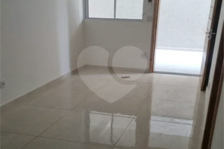 Excelente apartamento à venda, 2 quartos, ao lado do metrô Guilhermina-Esperança