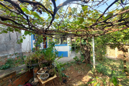 Terreno com 586,00 m² de área total na Vila Costa do Sol.