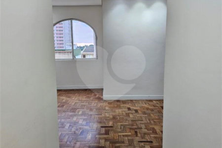 Apartamento á venda - Saúde