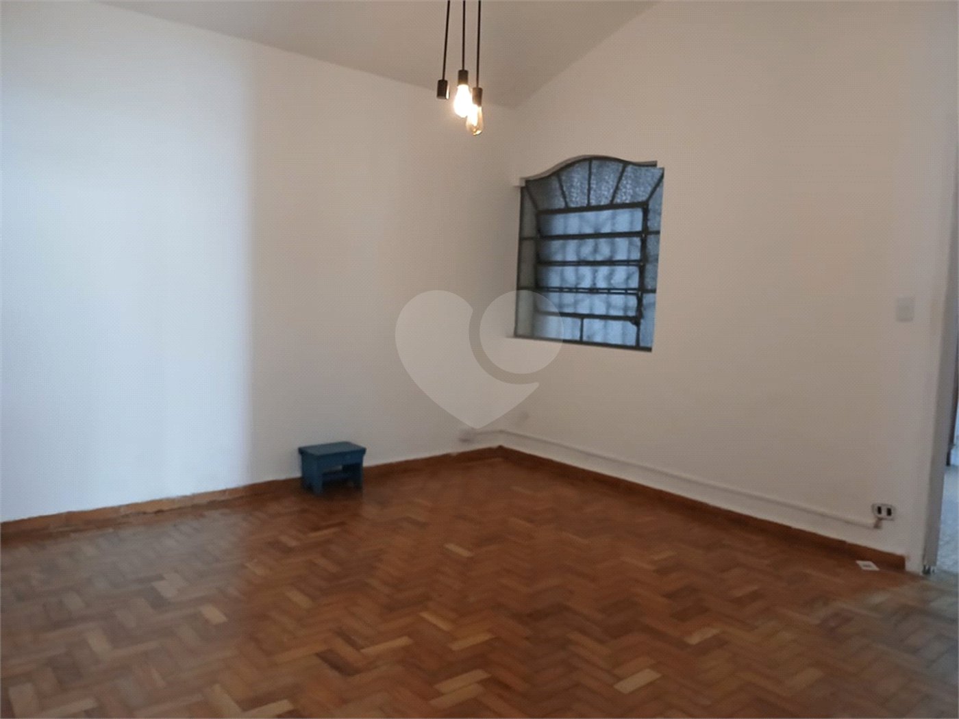 Casa térrea à venda no Pacaembú com 3 dormitórios