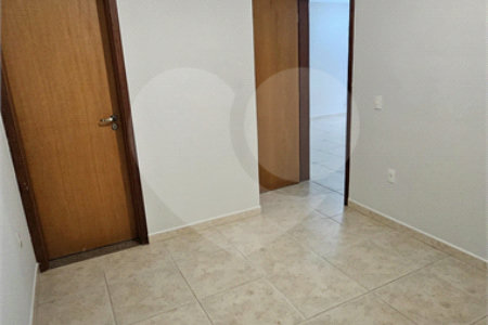 Casa Locação e Venda Condomínio Portal de Itaici 04 Dormitórios 02 suítes