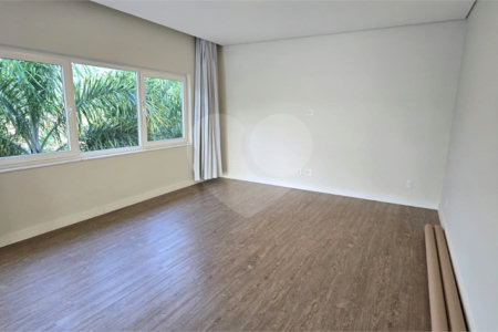 Casa à venda com 7 quartos, sendo 5 suítes, em Residencial Jardim Primavera, Louveira, SP