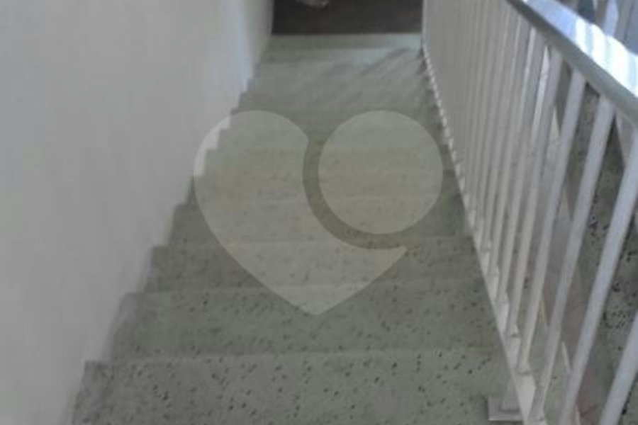 CASA 03 QUARTOS+01 ESCRITÓRIO+ DEPENDÊNCIA DE EMPREGADA COMPLETA - BAIRRO SANTANA!!!